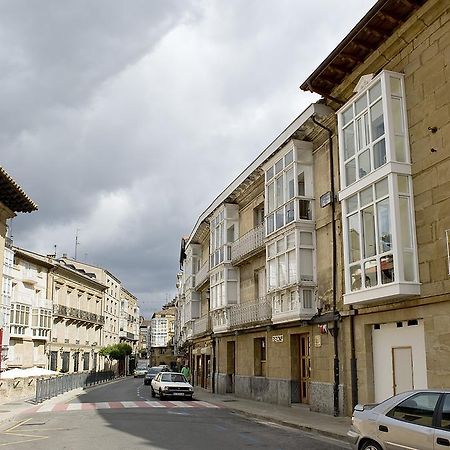 Apartamentos Turisticos Los Zapatos Morados Haro Zewnętrze zdjęcie